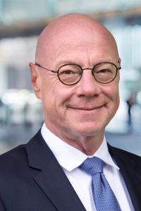 Prof. Dr. Volker Penter
